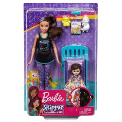 FHY97 Skipper Bebek Bakıcısı Bebeği ve Aksesuarları Oyun Seti