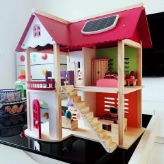 Pink Doll House (Pembe Oyun Evi)