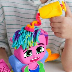 F8807 Play-Doh Renkli Kuaför Salonu+3 yaş